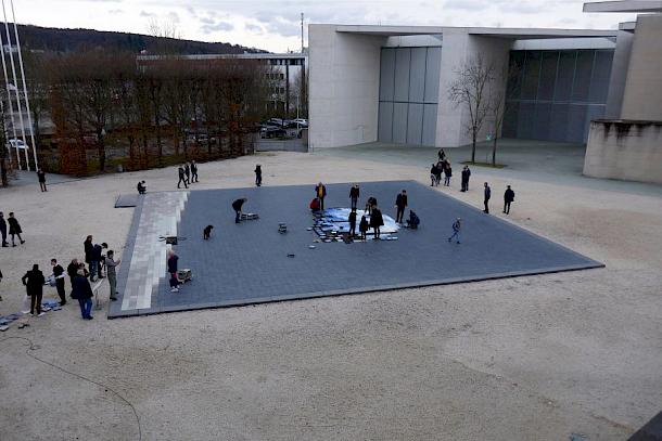 LandArt Projekt '0,0064 Megapixel - Earthrise' von Achim Mohné, Bundeskunsthalle Bonn (Ausführungsplanung und Baumanagement)